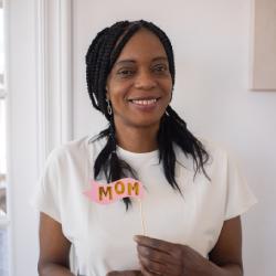 Kimber, 27 from Chicago is looking for single man